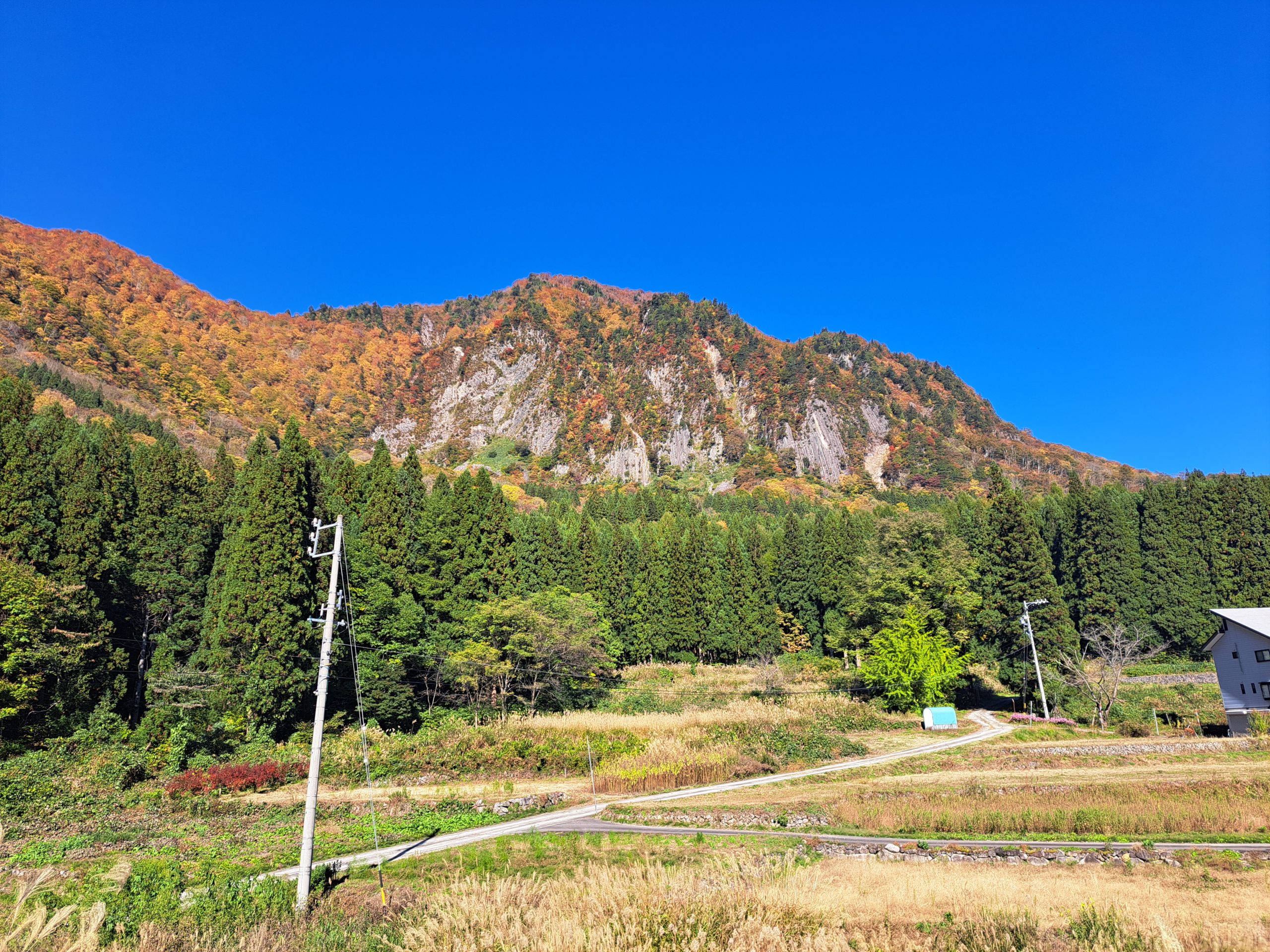 布岩、一部崩壊